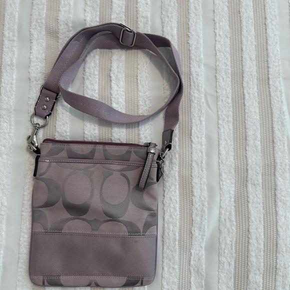 Coach Crossbody Bag - Picture 8 of 9
